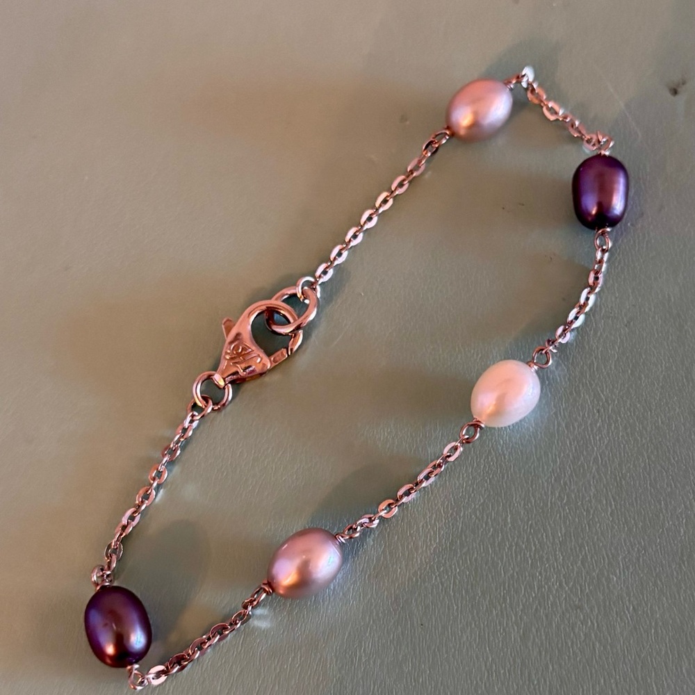 Honora Grey, Black and White Pearl Station Bracelet in Sterling Silver